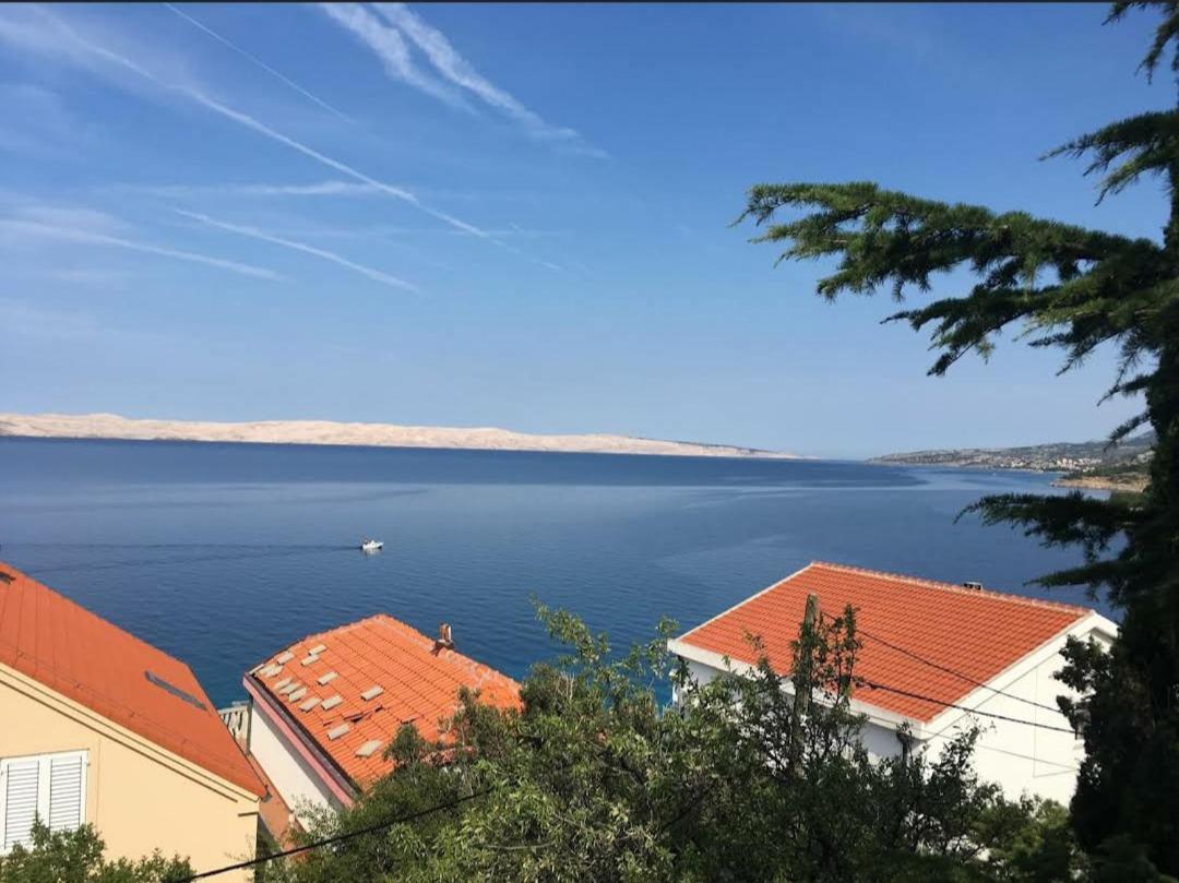 Apartmani Sara Marija Karlobag Bagian luar foto