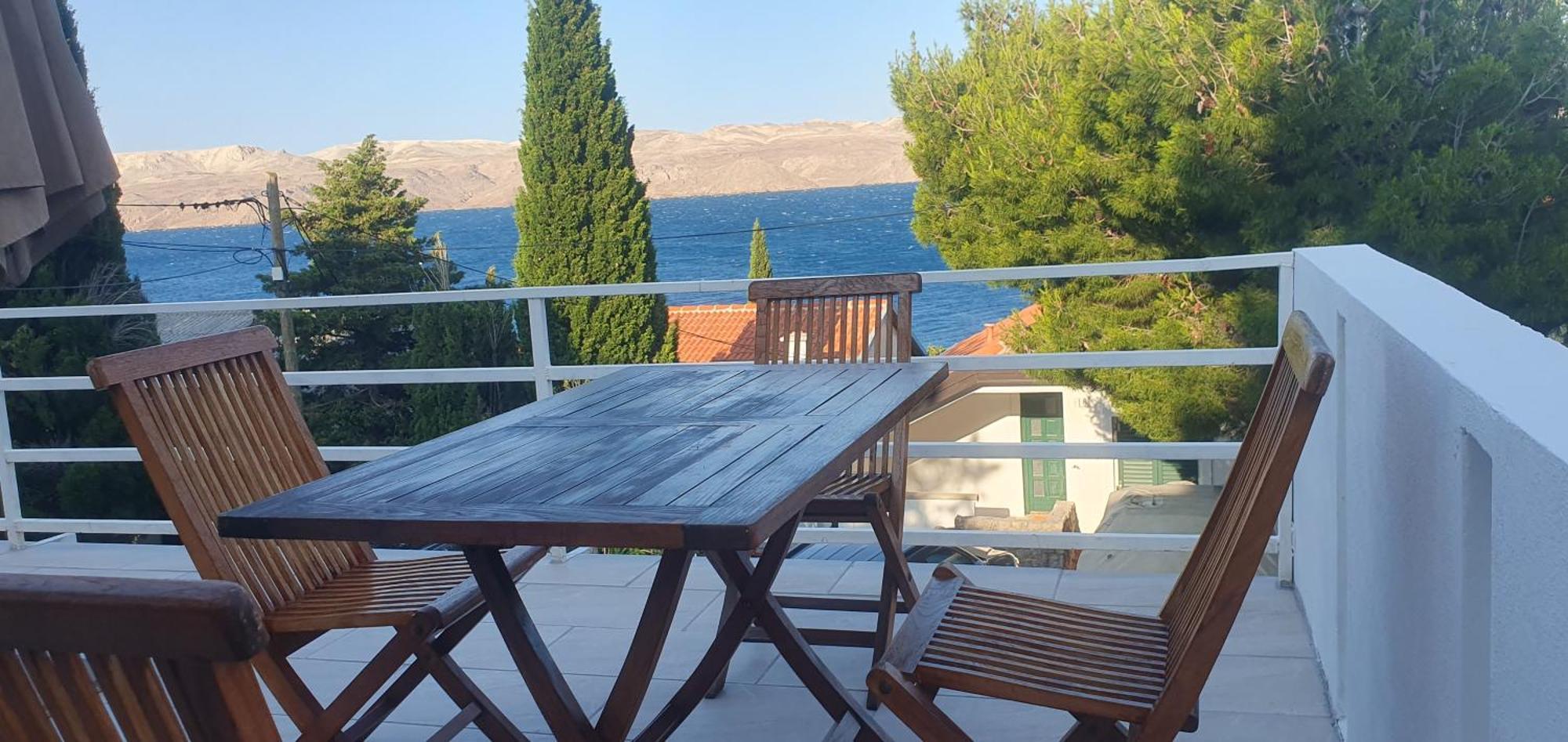 Apartmani Sara Marija Karlobag Bagian luar foto