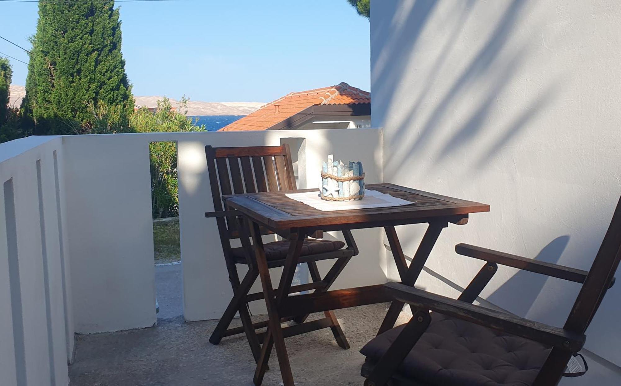 Apartmani Sara Marija Karlobag Bagian luar foto