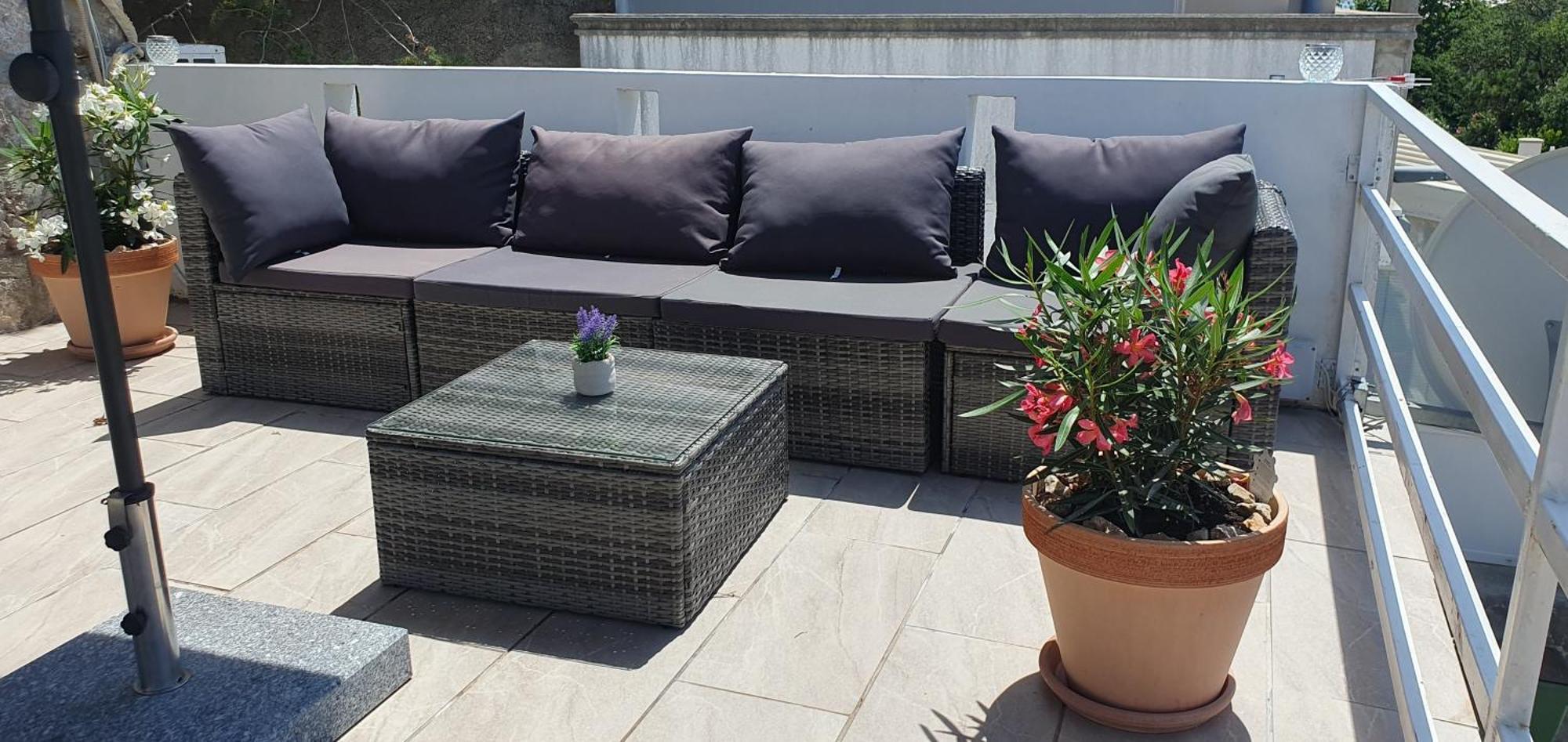 Apartmani Sara Marija Karlobag Bagian luar foto