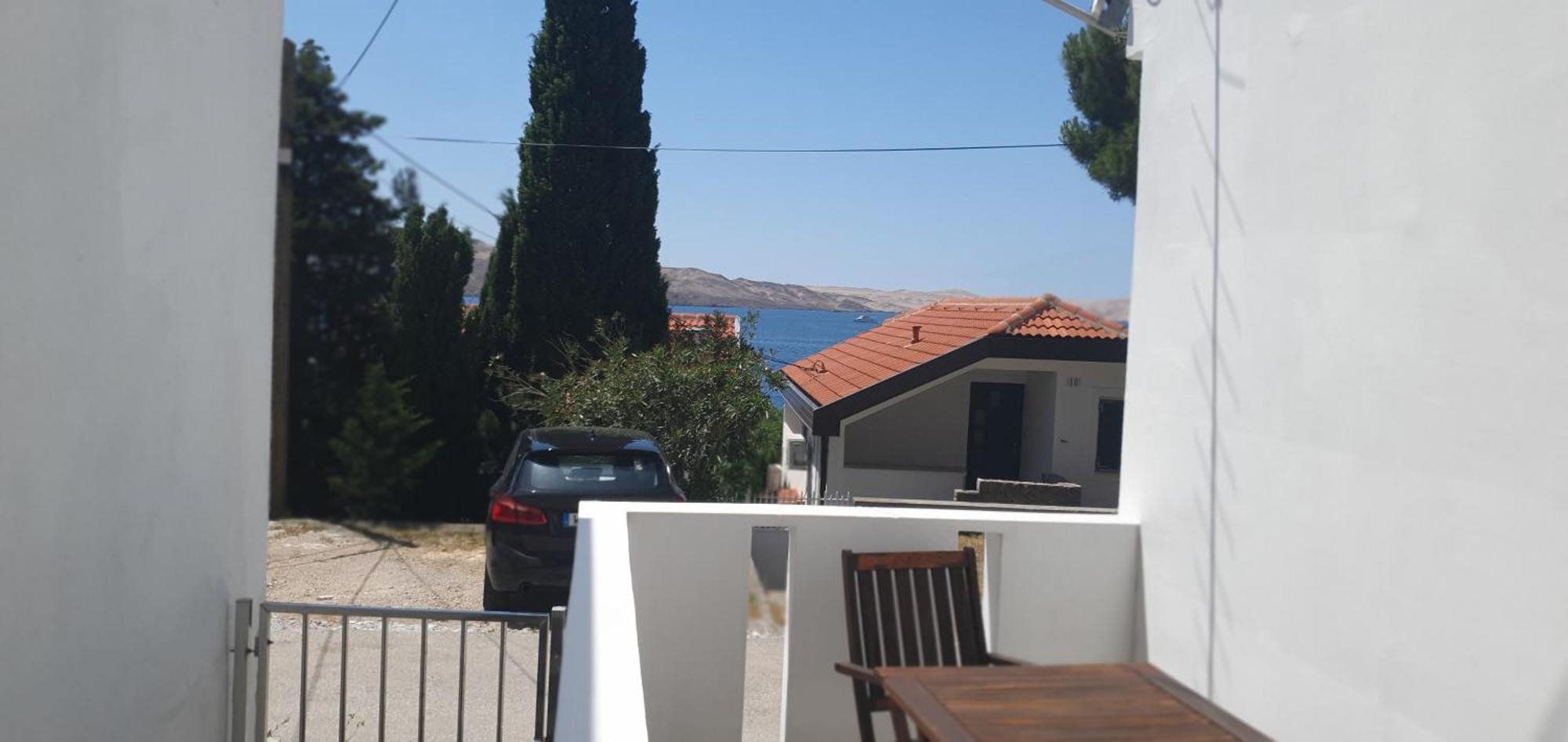 Apartmani Sara Marija Karlobag Bagian luar foto